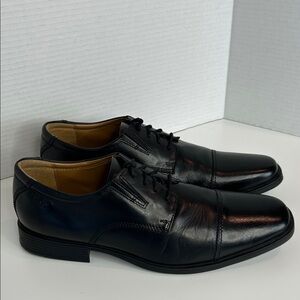 Clarks Collection Black Leather Cap Toe Dress Shoes Men’s Size 10M Cushion Soft
